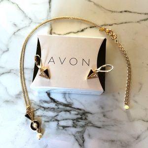 NWB Matching Avon Black/Gold Necklace & Earrings